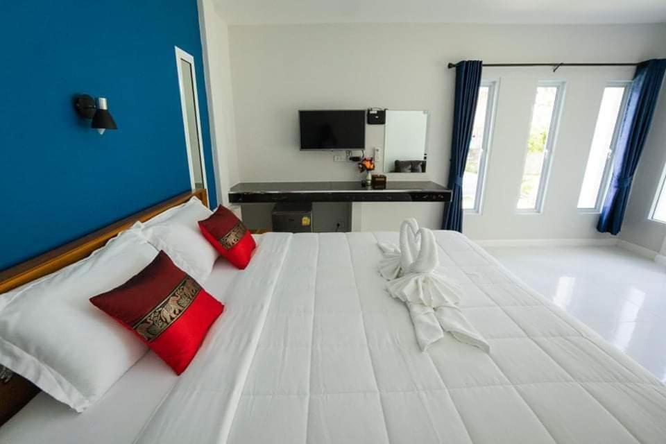 Coco Sea Bangpo Resort Ban Bang Po Екстер'єр фото